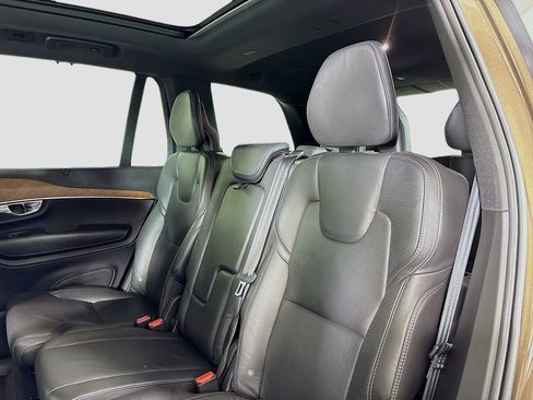 Used 2016 Volvo XC90 T8 Inscription w/ Vision Package AWD/4WD image 28