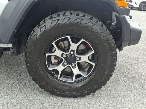 Used 2023 Jeep Wrangler Sport AWD/4WD image 8