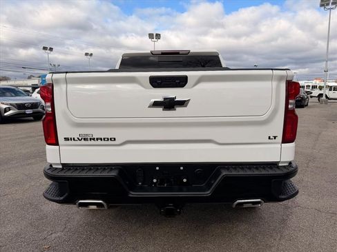 Used 2024 Chevrolet Silverado 1500 LT Trail Boss w/ Convenience Package II image 5