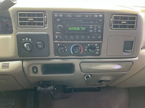 Used 2002 Ford F250 Lariat AWD/4WD image 29