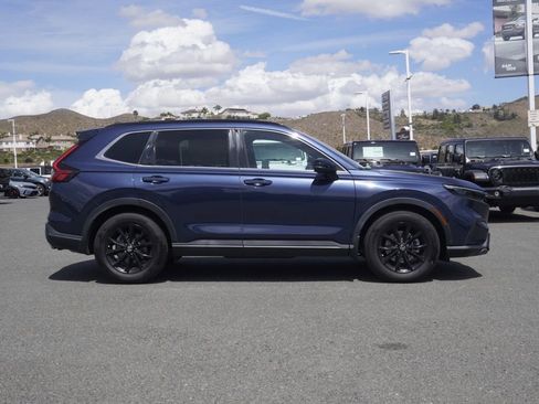 Used 2023 Honda CR-V Sport image 3