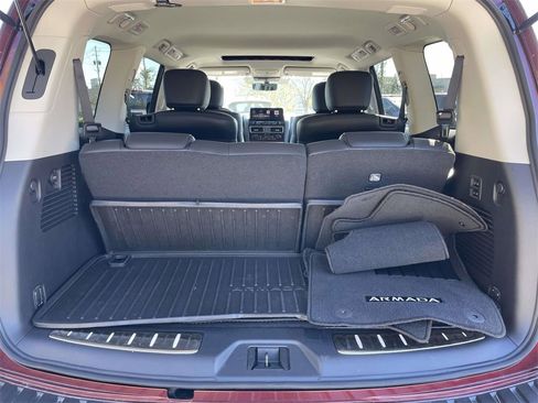 Used 2024 Nissan Armada Platinum w/ Captain's Chairs Package image 11