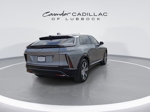 Certified 2024 Cadillac Lyriq Tech AWD/4WD image 8