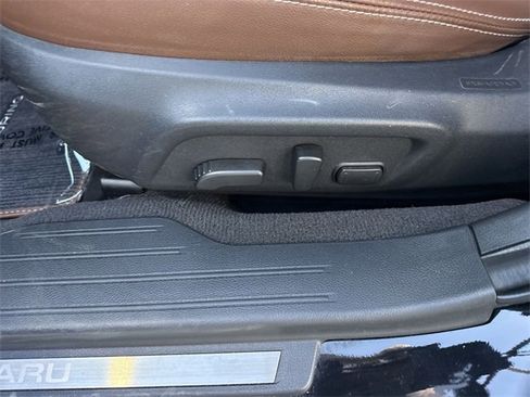 Used 2018 Subaru Outback 2.5i Touring image 12