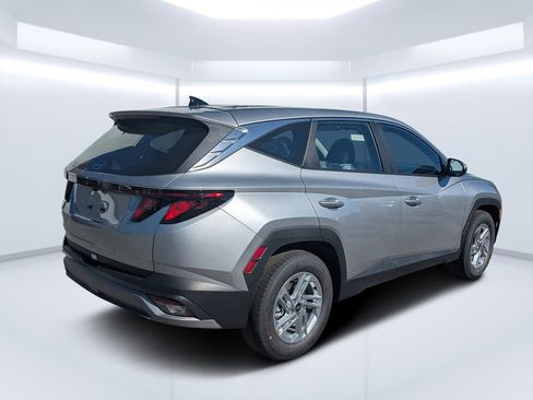 New 2026 Hyundai Tucson SE FWD image 3