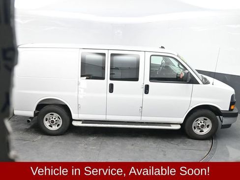 Used 2025 GMC Savana 2500 w/ Driver Convenience Package RWD image 33
