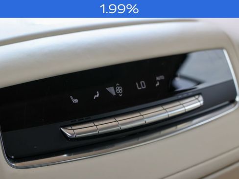 Used 2025 Cadillac Escalade Premium Luxury Platinum AWD/4WD image 17