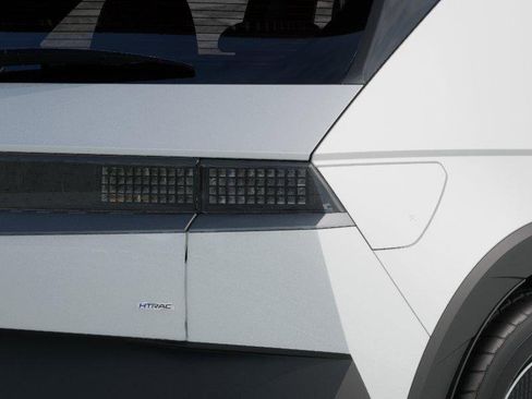 New 2026 Hyundai Ioniq 5 SEL image 10