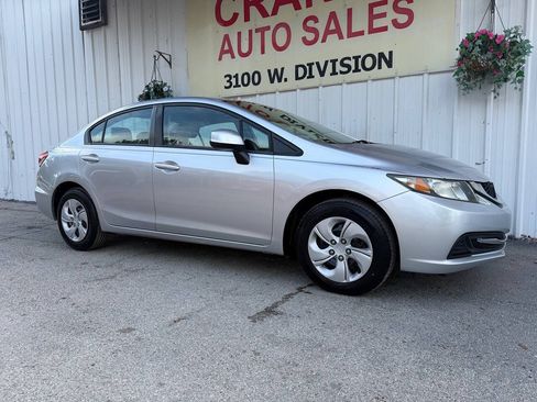 Used 2013 Honda Civic LX image 2