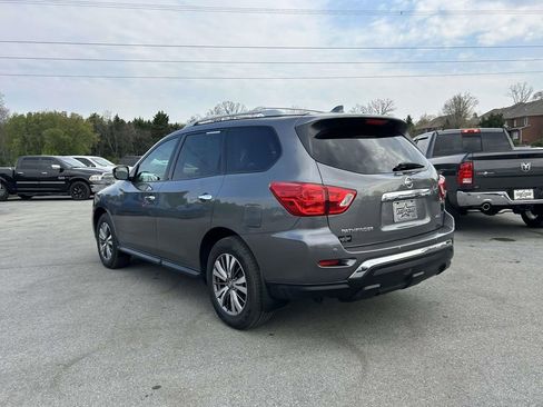 Used 2019 Nissan Pathfinder S AWD/4WD image 5