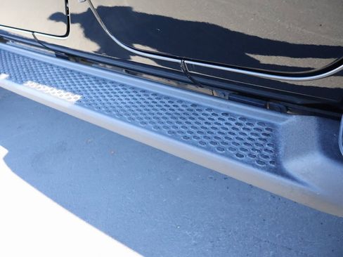 Used 2024 Jeep Wrangler High Altitude image 23