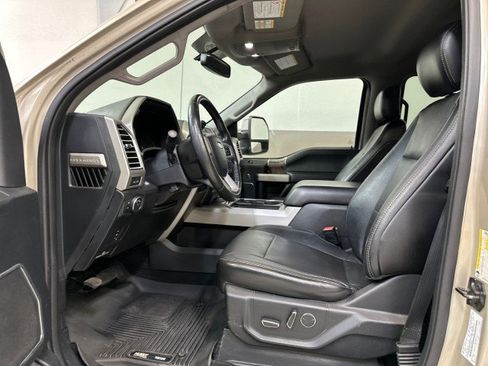 Used 2017 Ford F250 Lariat w/ Chrome Package image 13