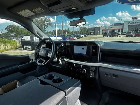 Used 2023 Ford F250 XL w/ STX Appearance Package AWD/4WD image 12
