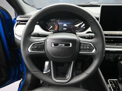 Used 2023 Jeep Compass Limited AWD/4WD image 21