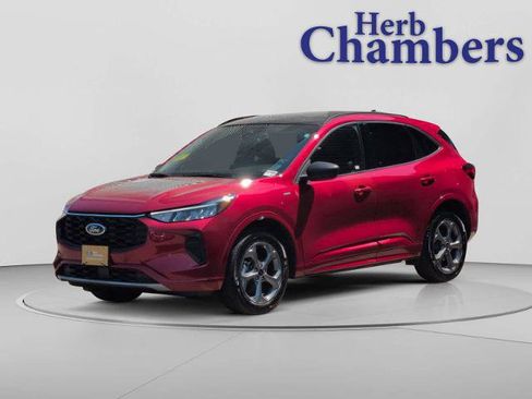 Certified 2023 Ford Escape ST-Line w/ Tech Pack #1 AWD/4WD image 4