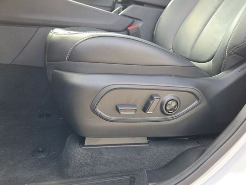 New 2025 Jeep Grand Cherokee Limited w/ Luxury Tech Group II image 25