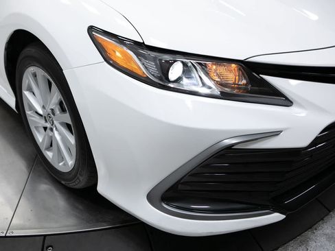 Used 2023 Toyota Camry LE w/ Protection Package (Q2) (TMS) FWD image 12