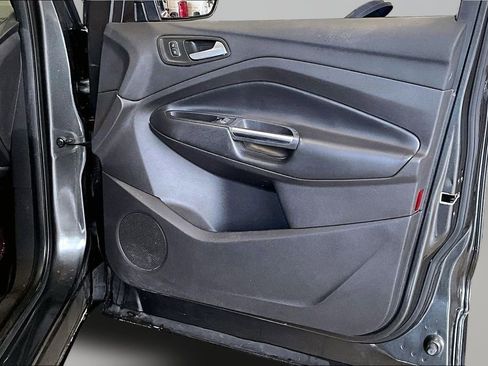 Used 2018 Ford Escape SEL w/ Canadian Touring Package image 28