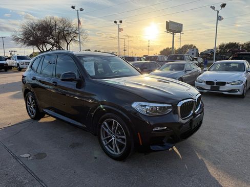 Used 2019 BMW X3 sDrive30i w/ M Sport Package image 3