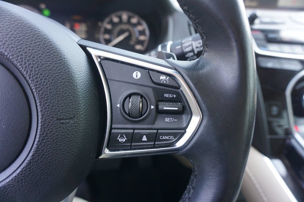 Used 2024 Acura RDX w/ Technology Package AWD/4WD image 9