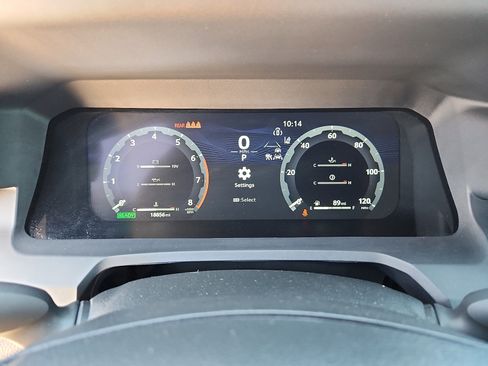 Used 2024 Toyota Tacoma TRD Off-Road AWD/4WD image 17