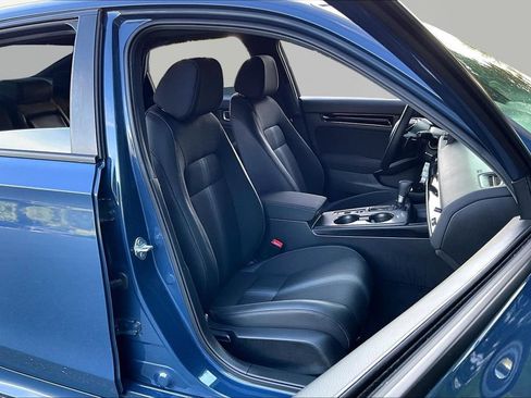 Used 2025 Honda Civic Sport image 22