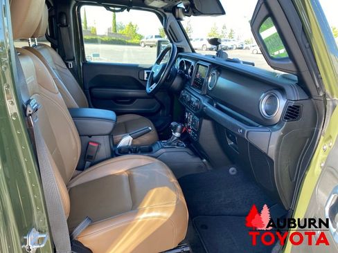 Used 2021 Jeep Gladiator Rubicon w/ Uconnect 4C Nav & Sound Group AWD/4WD image 15