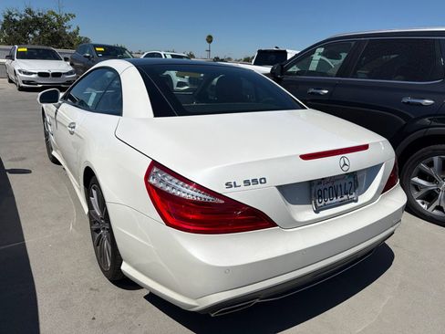 Used 2016 Mercedes-Benz SL 550 image 4