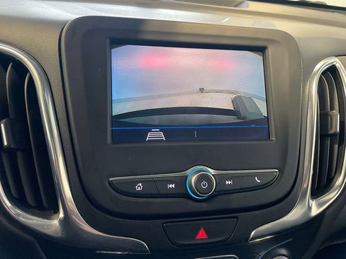 Used 2021 Chevrolet Equinox LT image 4