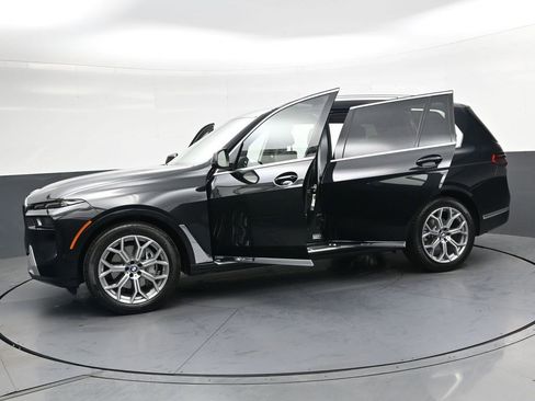 Used 2026 BMW X7 xDrive40i AWD/4WD image 39