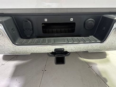 Used 2017 GMC Sierra 1500 SLT AWD/4WD image 30