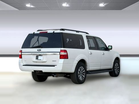 Used 2016 Ford Expedition EL XLT w/ Equipment Group 202A image 9