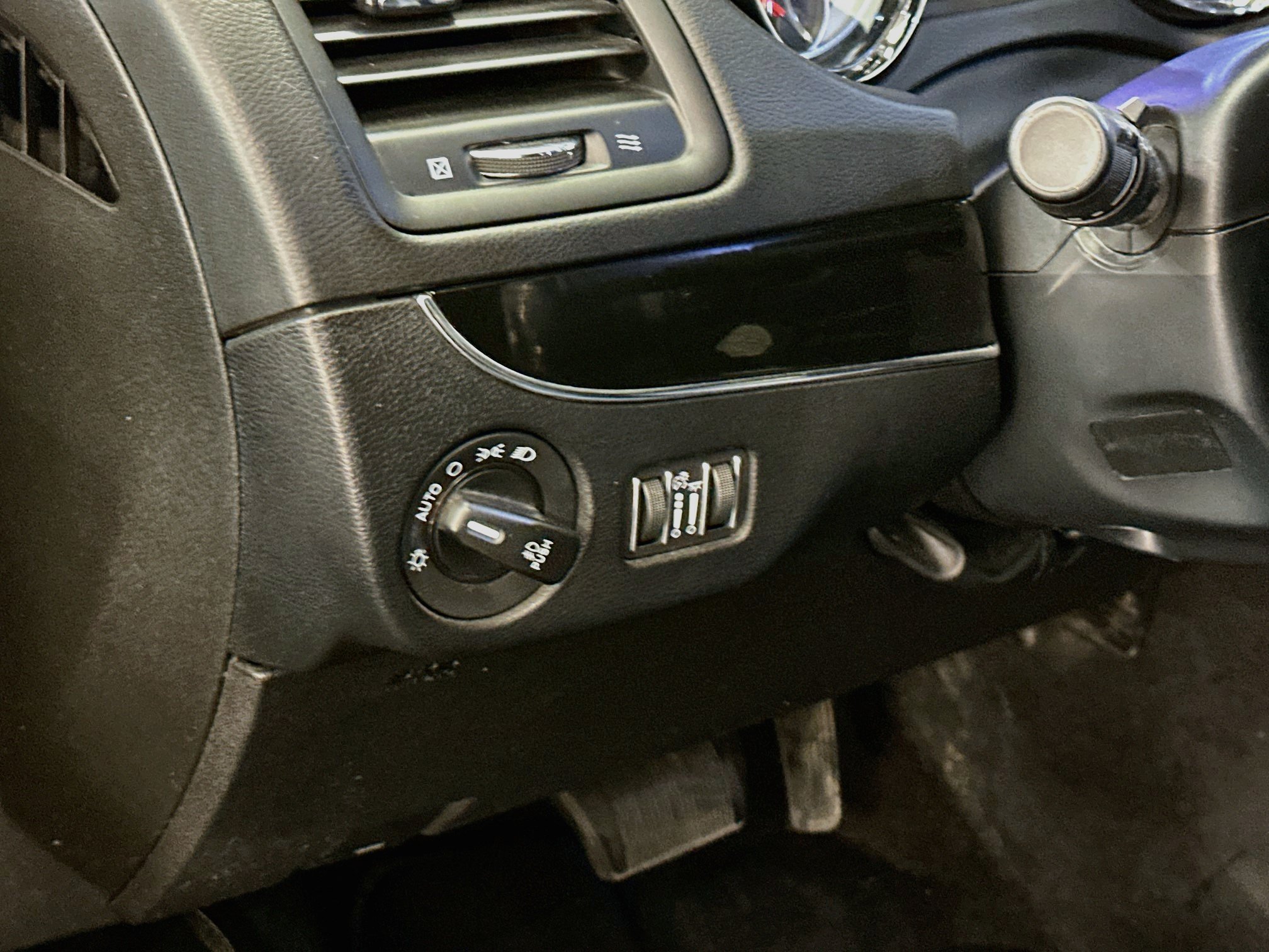 Used 2018 Dodge Grand Caravan GT FWD image 17
