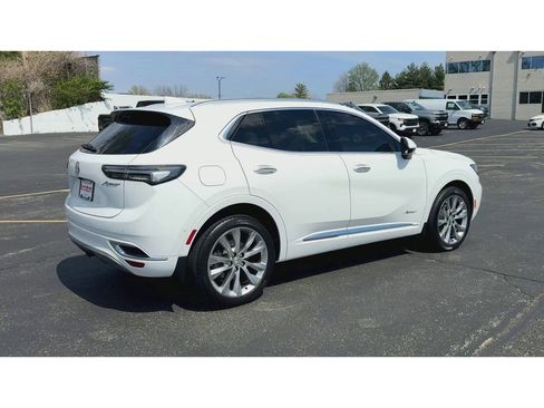 Certified 2022 Buick Envision Avenir w/ Technology Package II FWD image 8