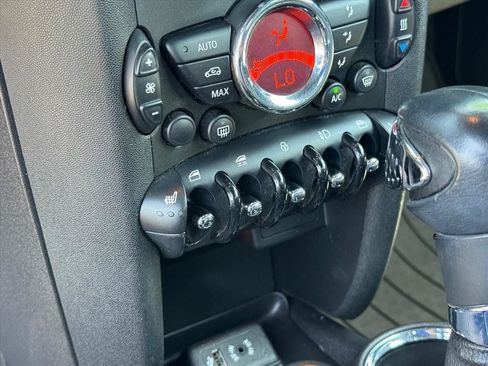 Used 2014 MINI Cooper Convertible FWD image 25