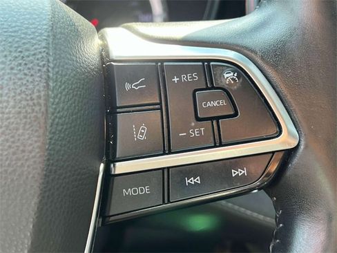 Certified 2021 Toyota Highlander LE image 27