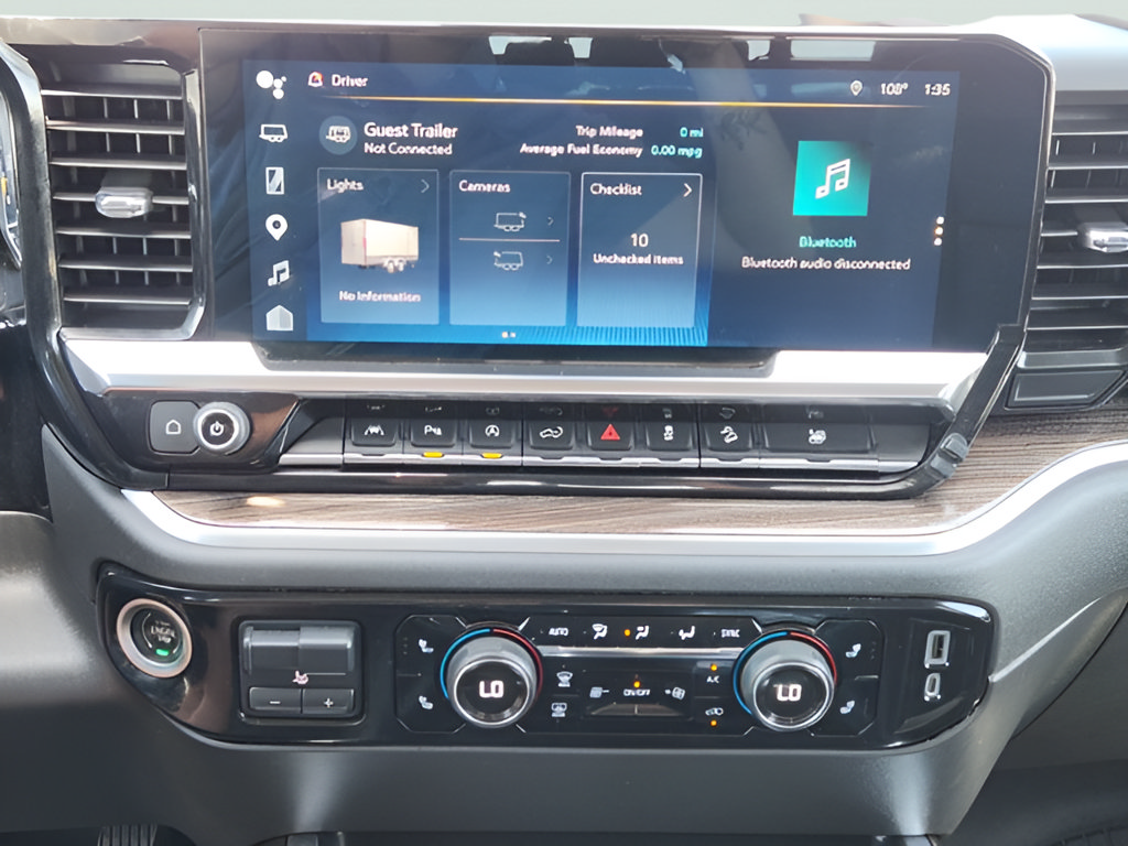 Used 2022 Chevrolet Silverado 1500 LT Trail Boss w/ LT Trail Boss Premium Package AWD/4WD image 17