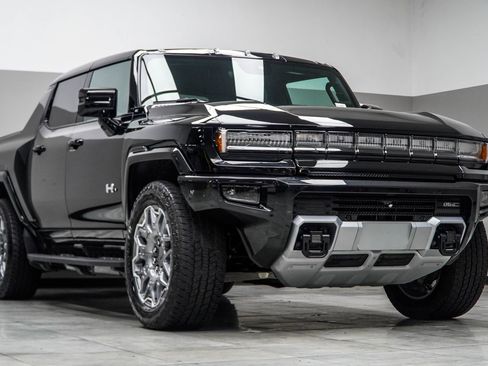 Used 2025 GMC Hummer EV 3X AWD/4WD image 4