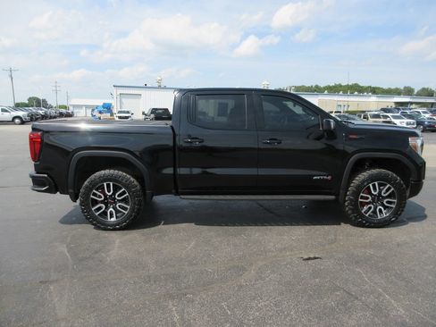 Used 2021 GMC Sierra 1500 AT4 w/ AT4 Preferred Package AWD/4WD image 5
