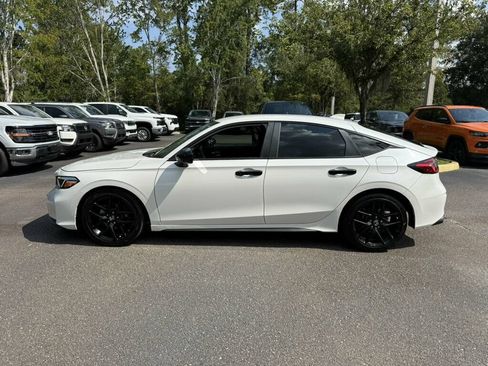 Used 2025 Honda Civic Sport image 2