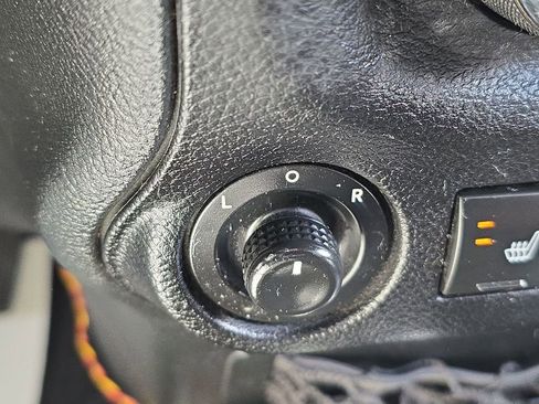 Used 2012 Jeep Wrangler Unlimited Sahara w/ Connectivity Group image 18