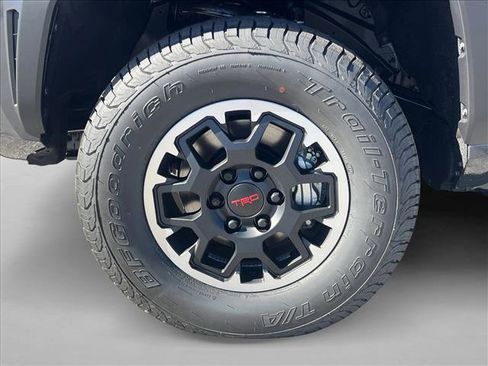 New 2025 Toyota Tacoma TRD Off-Road image 11
