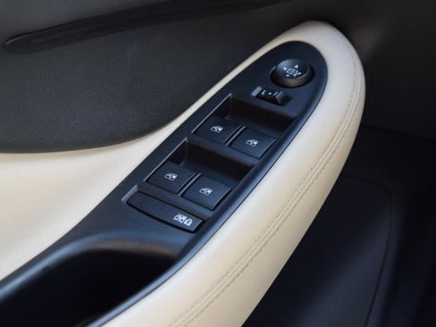 Used 2020 Buick Envision Essence AWD/4WD image 21