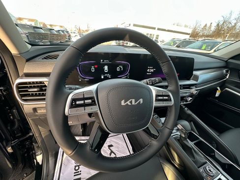 New 2025 Kia Telluride S image 39