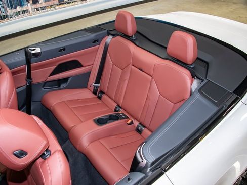 Used 2026 BMW 430i Convertible w/ M Sport Package image 24