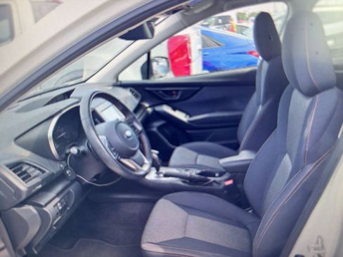 Used 2021 Subaru Crosstrek 2.0i Premium AWD/4WD image 3