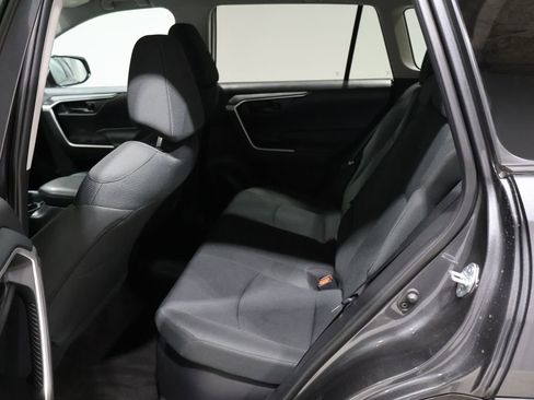 Used 2021 Toyota RAV4 LE w/ Carpet Mat Package (TMS) image 18