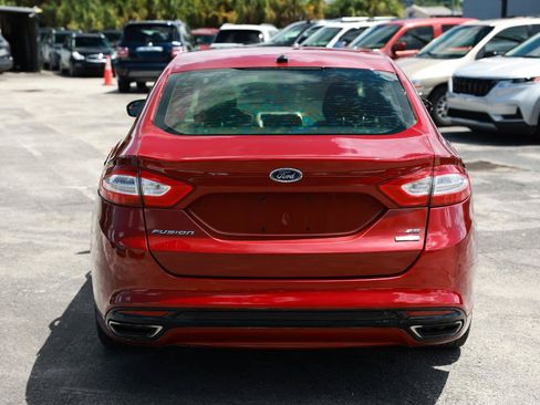 Used 2014 Ford Fusion SE w/ Equipment Group 202A FWD image 9