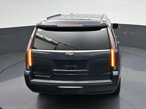 Used 2019 Cadillac Escalade Luxury RWD image 23