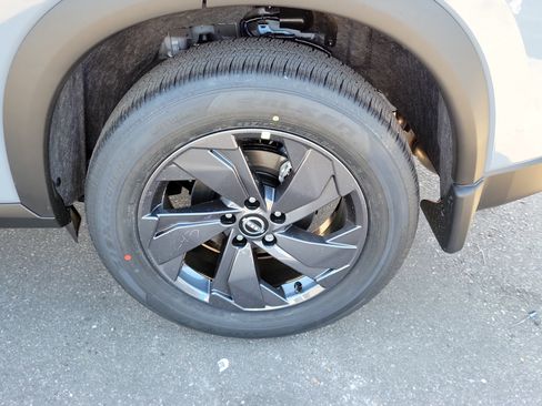 New 2026 Nissan Rogue SV image 8